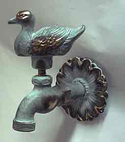 Wasserhahn Entenmotiv