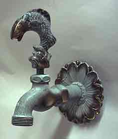 Wasserhahn Fischmotiv