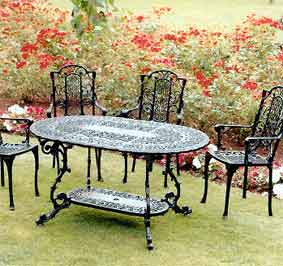 Victorian Mini Grand Tisch oval 140cm