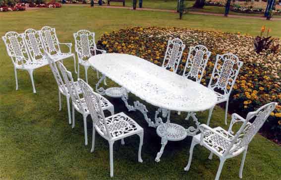 Victorian Maxi Grand Tisch oval 234cm